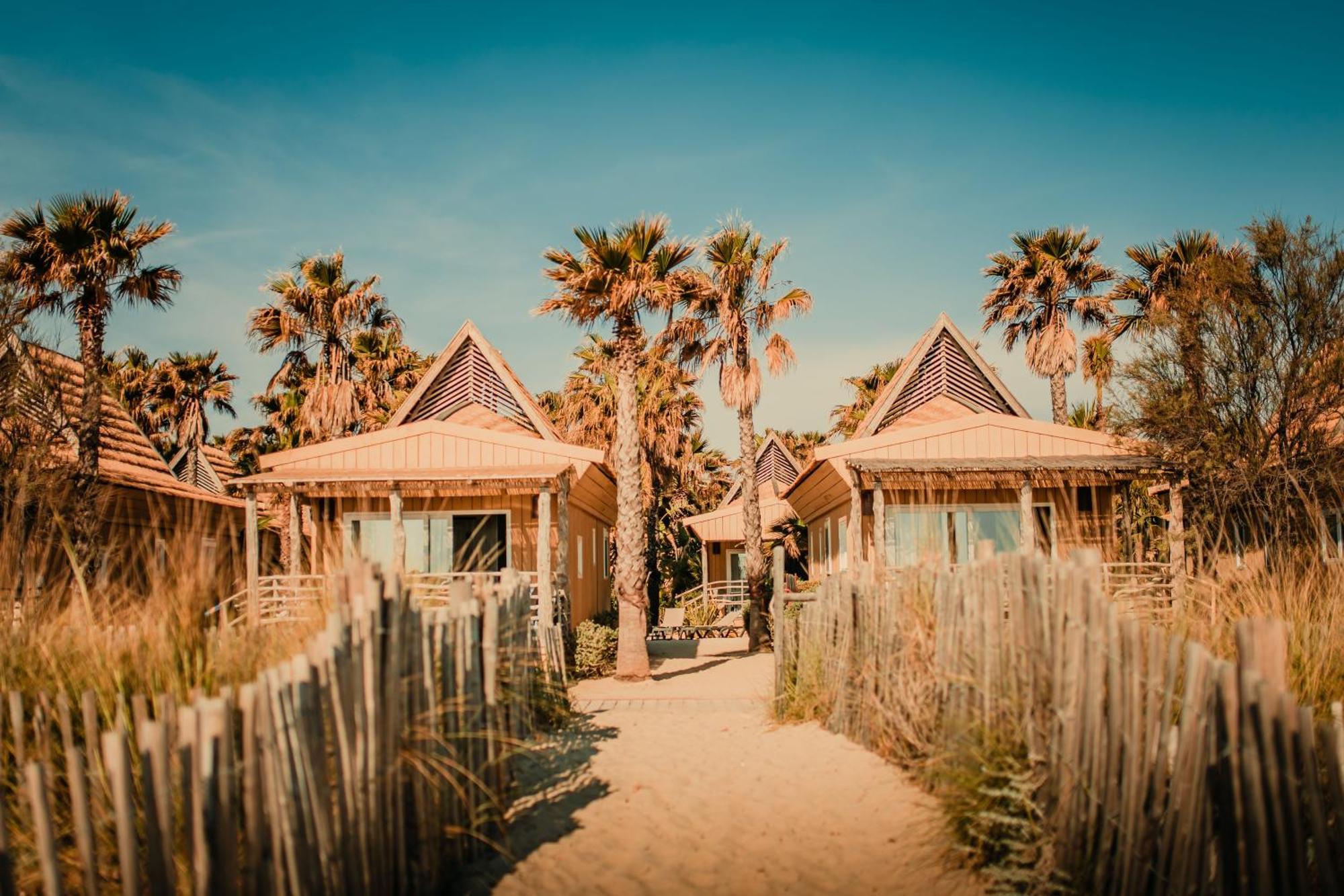 Toison D'Or Hotel Ramatuelle Eksteriør billede The beach huts at the resort