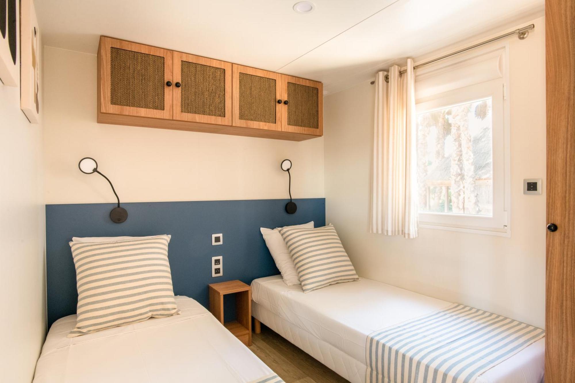 Toison D'Or Hotel Ramatuelle Eksteriør billede A bedroom in a mobile home